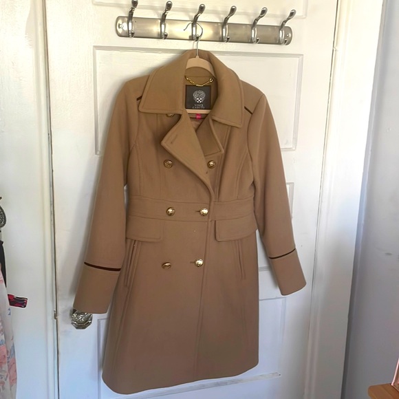 Vince Camuto Jackets & Blazers - Vince Camuto Tan Peacoat size PXS